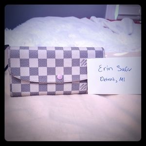 🔥💄💘Louis Vuitton Emilie Wallet💘💄🔥